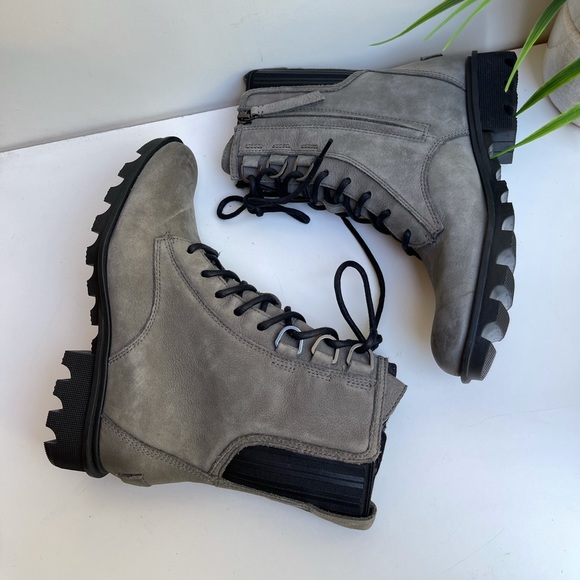 SOREL🍂🍁Phoenix Lace Up boots Sz 7 - Picture 4 of 12